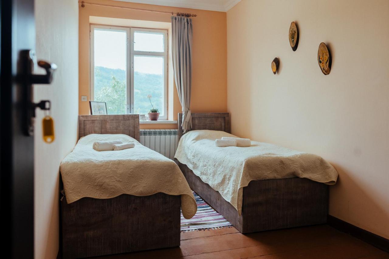 Chamich Guesthouse Debed Dış mekan fotoğraf